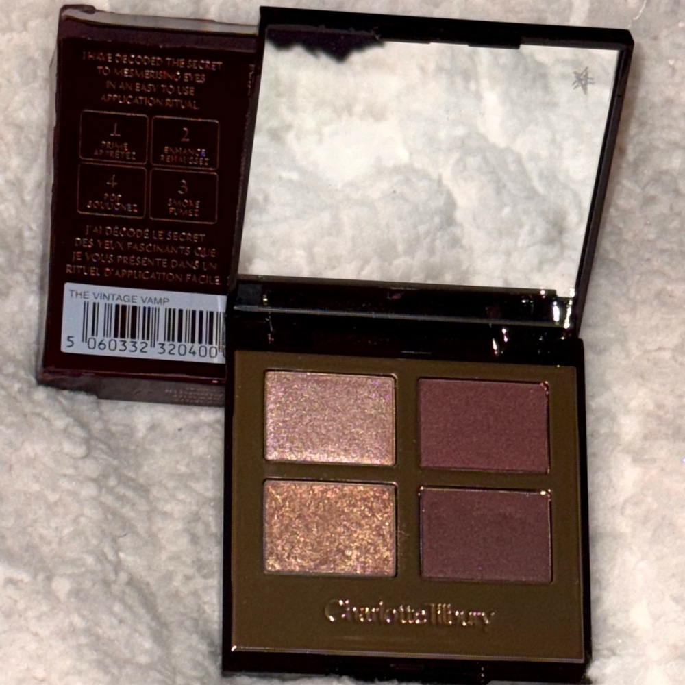 Charlotte Tilbury Eyeshadow Palette - Rich Gold and Deep Purple